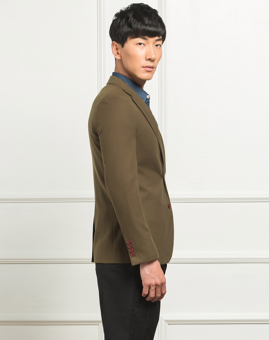 男士咖啡色修身单西