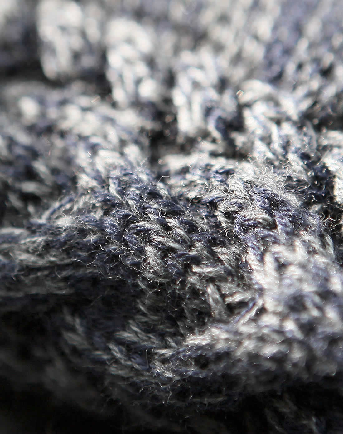 宫廷袖高端大肚纱绞花针织毛衣