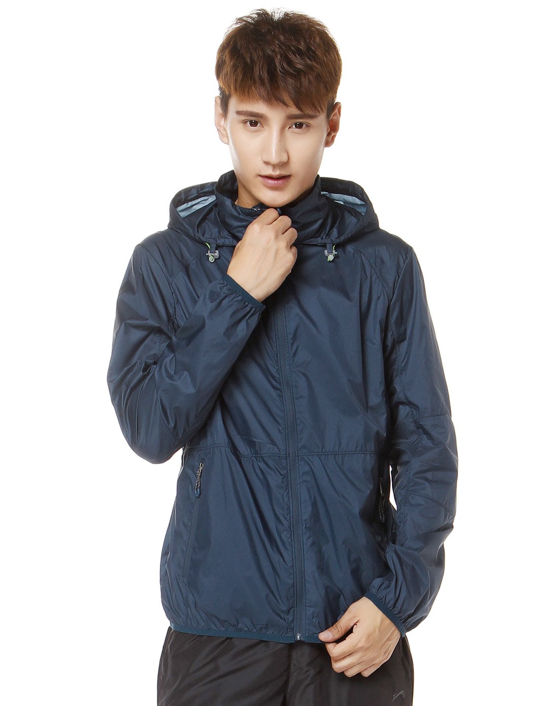 男款藏青色连帽梭织超轻长袖皮肤衣 舒适潮流