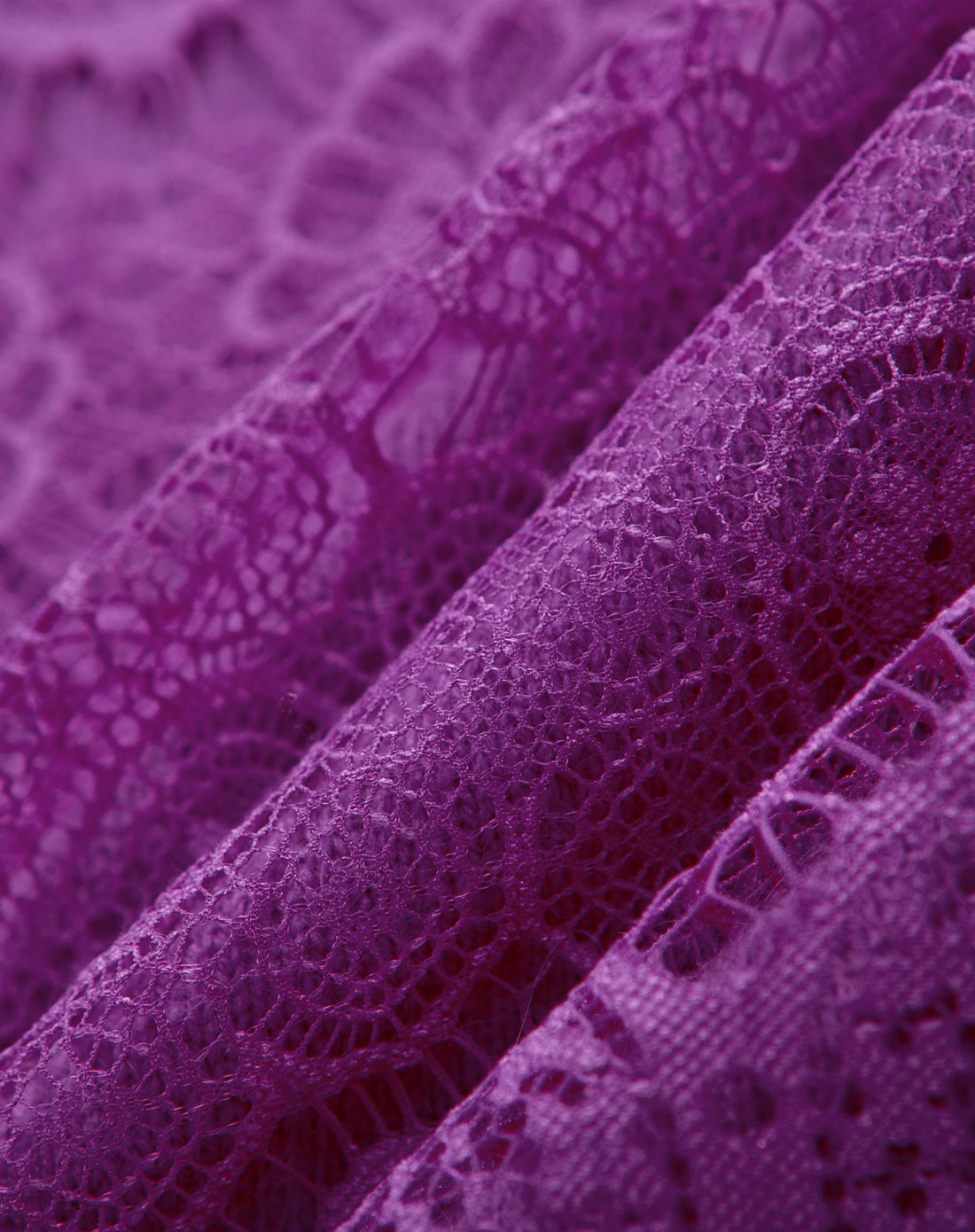 紫色蕾丝刺绣针织衫