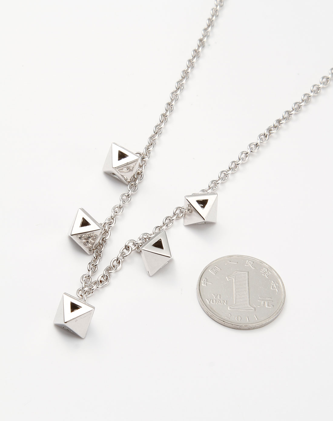 elle复古优雅银色时尚菱形项链