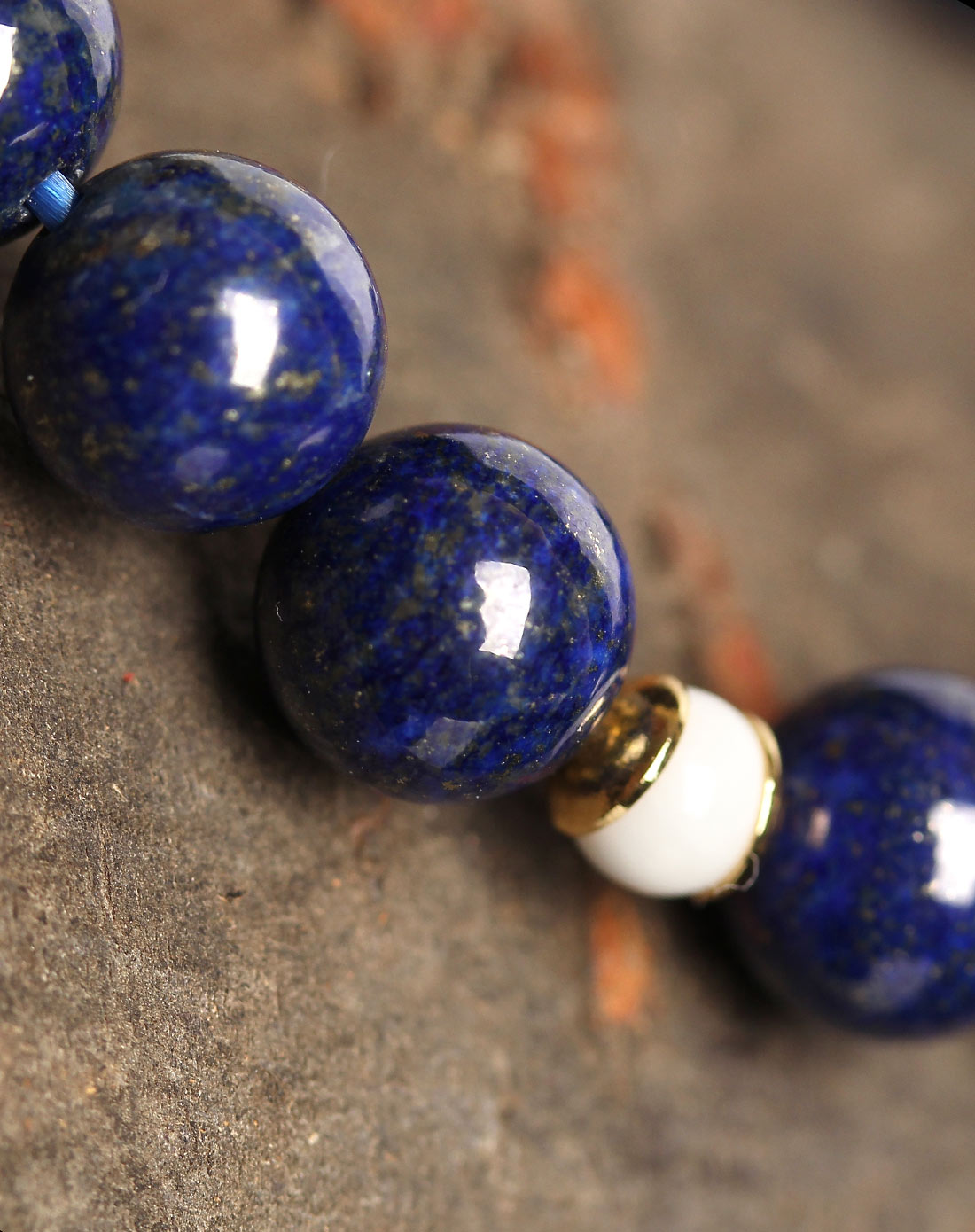 3a级天然阿富汗青金石夹砗磲单圈手链附证书