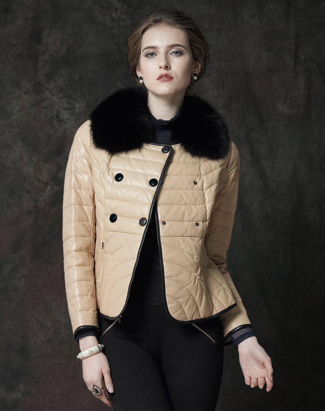 sovogue女士皮草专场米色长袖修身绵羊皮皮衣sgp1373331_唯品会