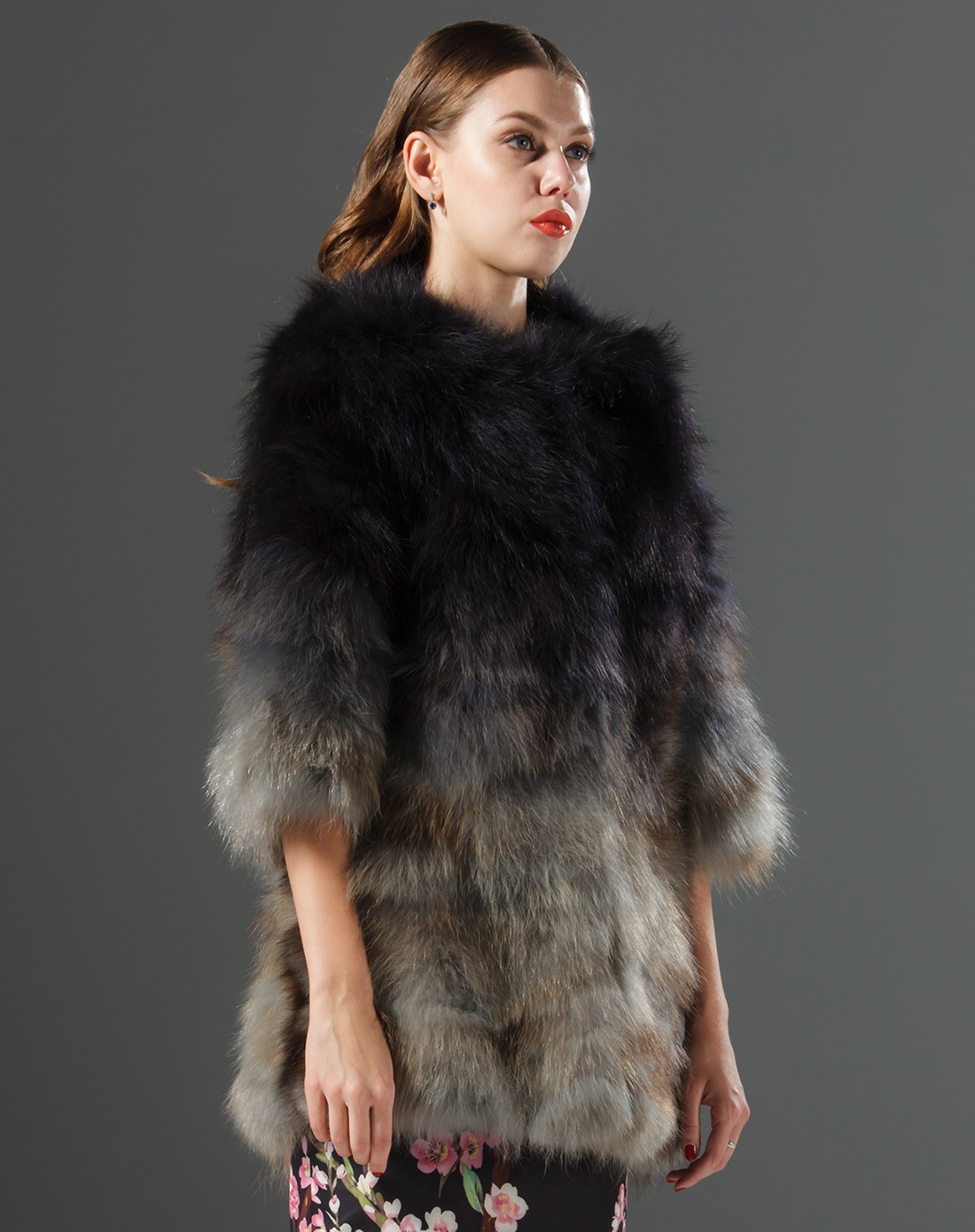 黑灰色貉子毛皮草外套