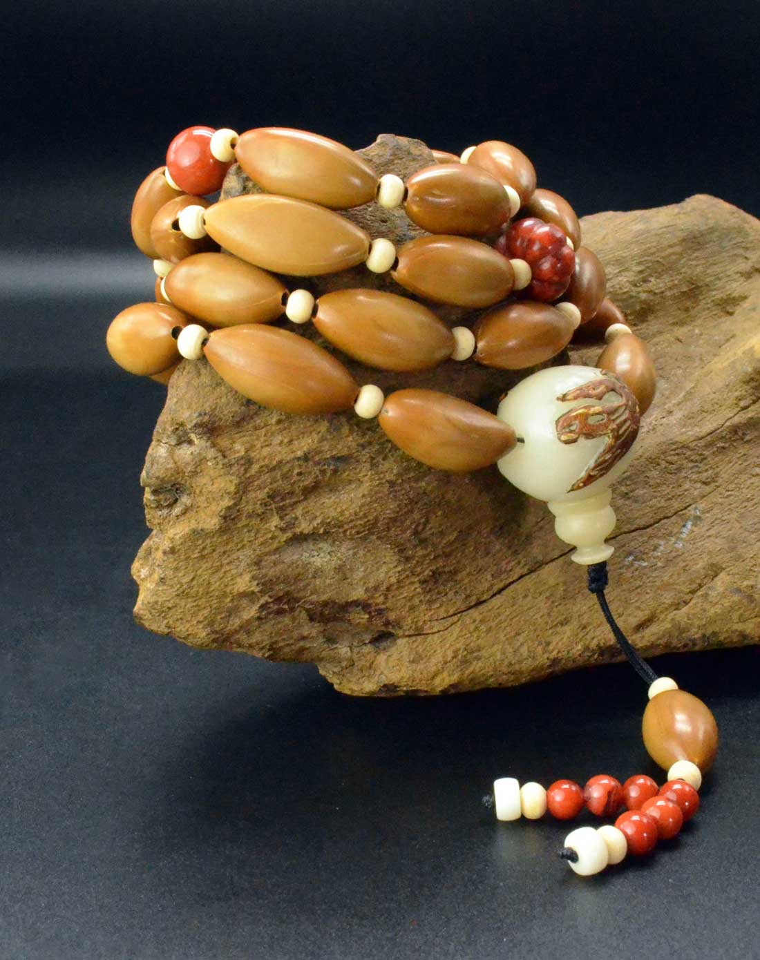 南红玛瑙橄榄核佛珠