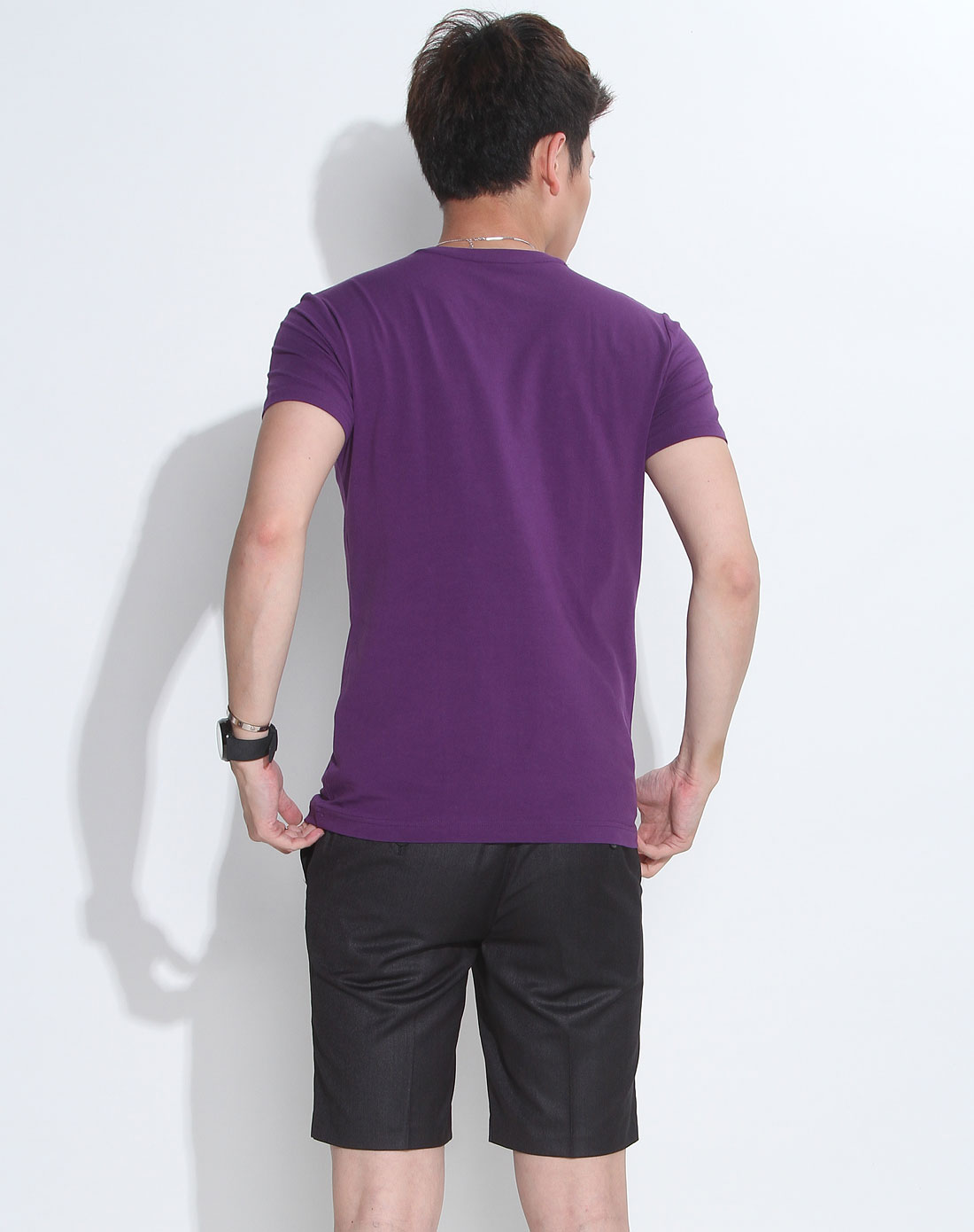 深紫色休闲圆领短袖t恤