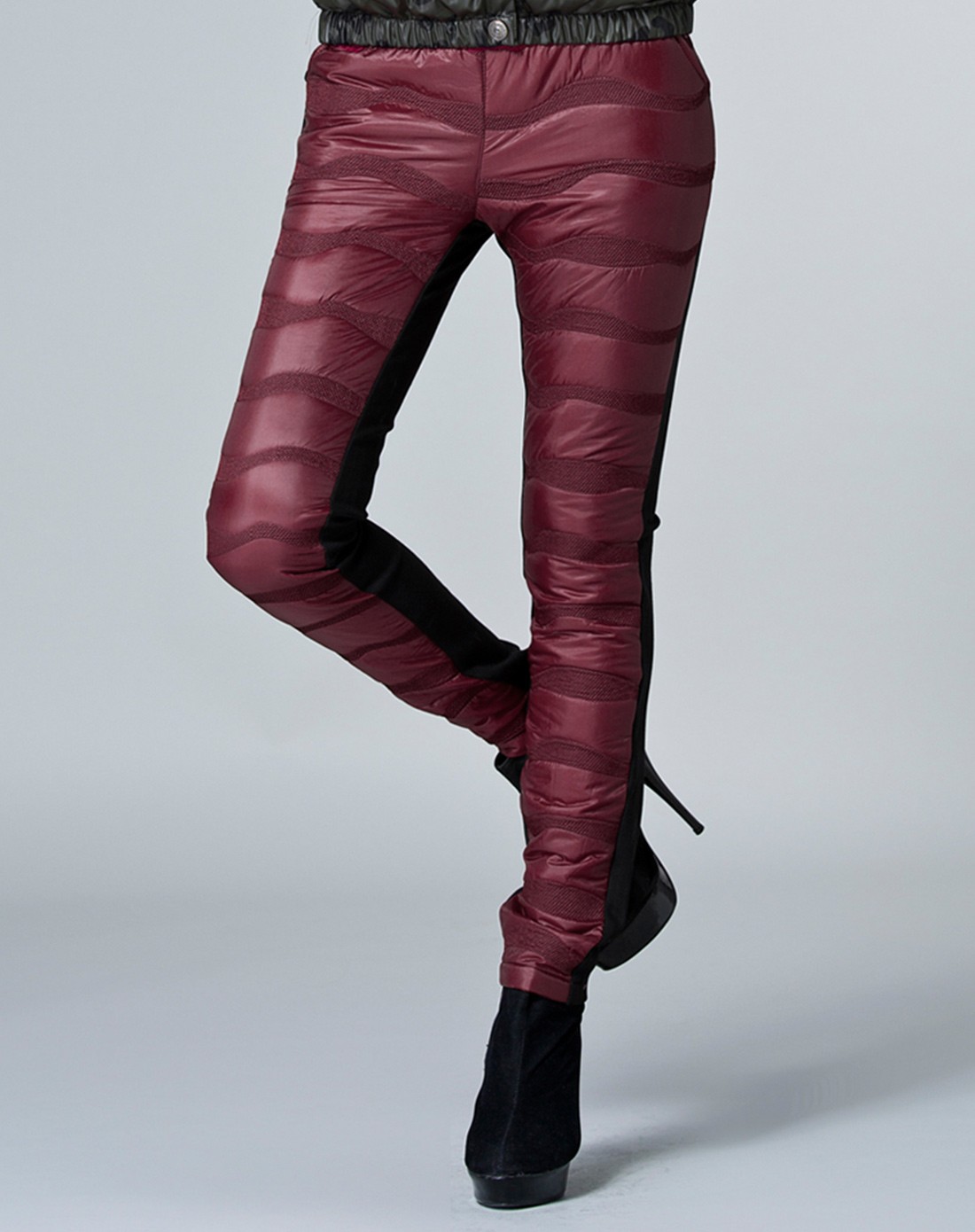 黑红色气质百搭修身棉裤