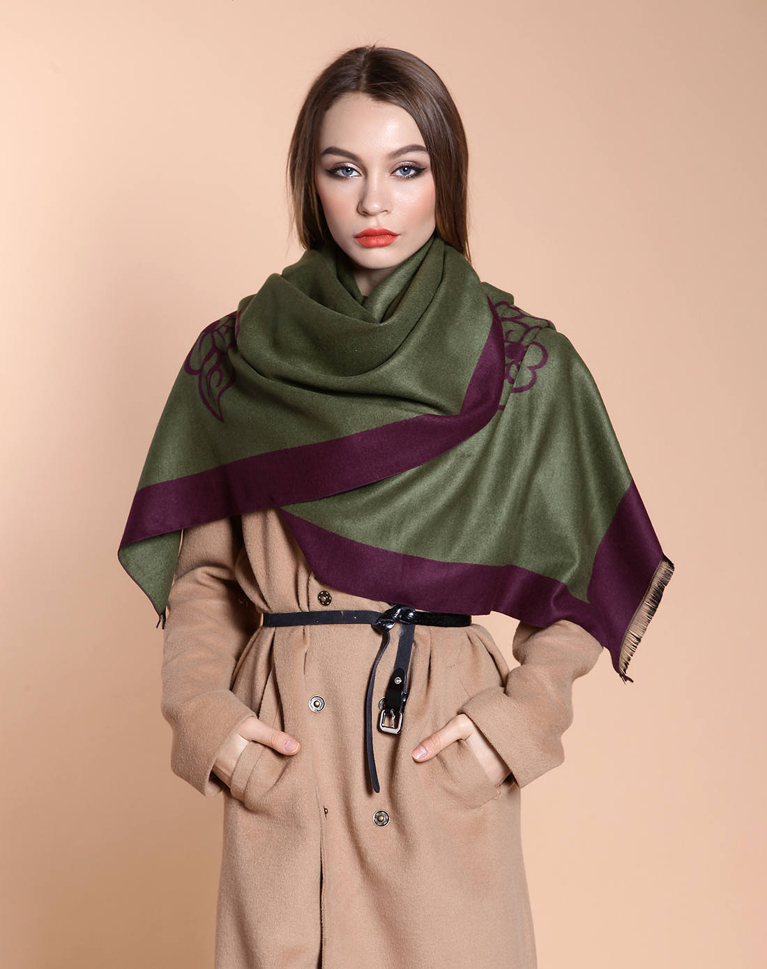 真丝拉绒花儿朵朵双色双面时尚围巾