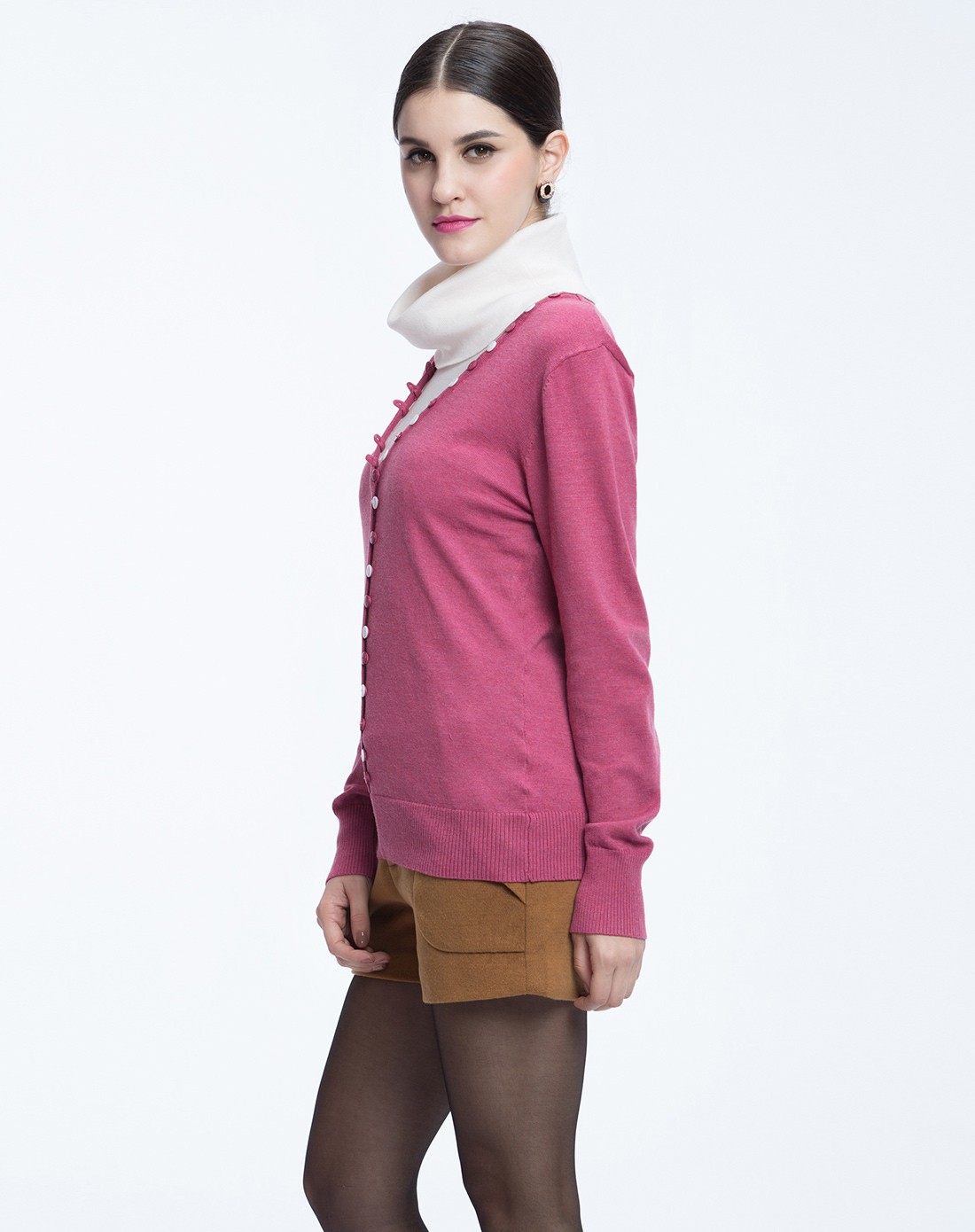 女虾粉色高领v形假开衫长袖羊毛衫