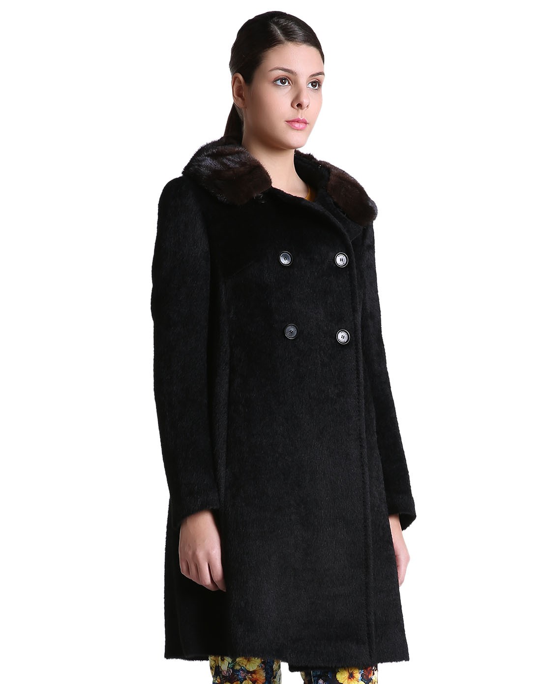 黑色水貂毛双排扣大衣