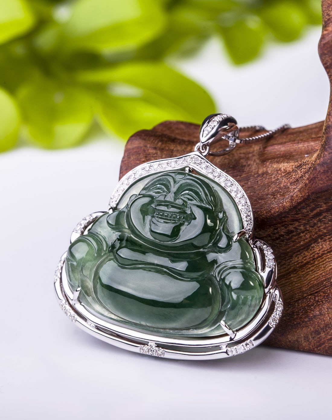 18k金镶钻a货翡翠精工冰种蓝水佛公吊坠