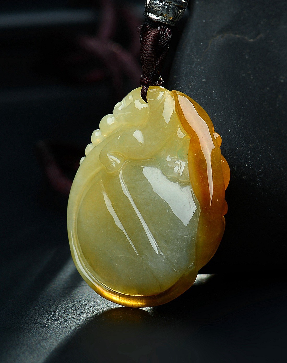 a货翡翠冰糯种黄翡水润福寿如意吊坠