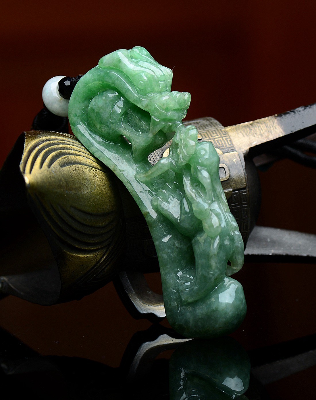 a货翡翠糯种浅绿满色望子成龙吊坠