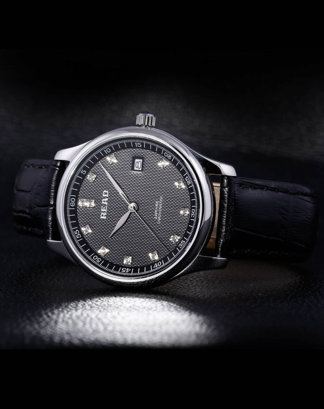 商务皮带石英男表黑面皓钻黑带