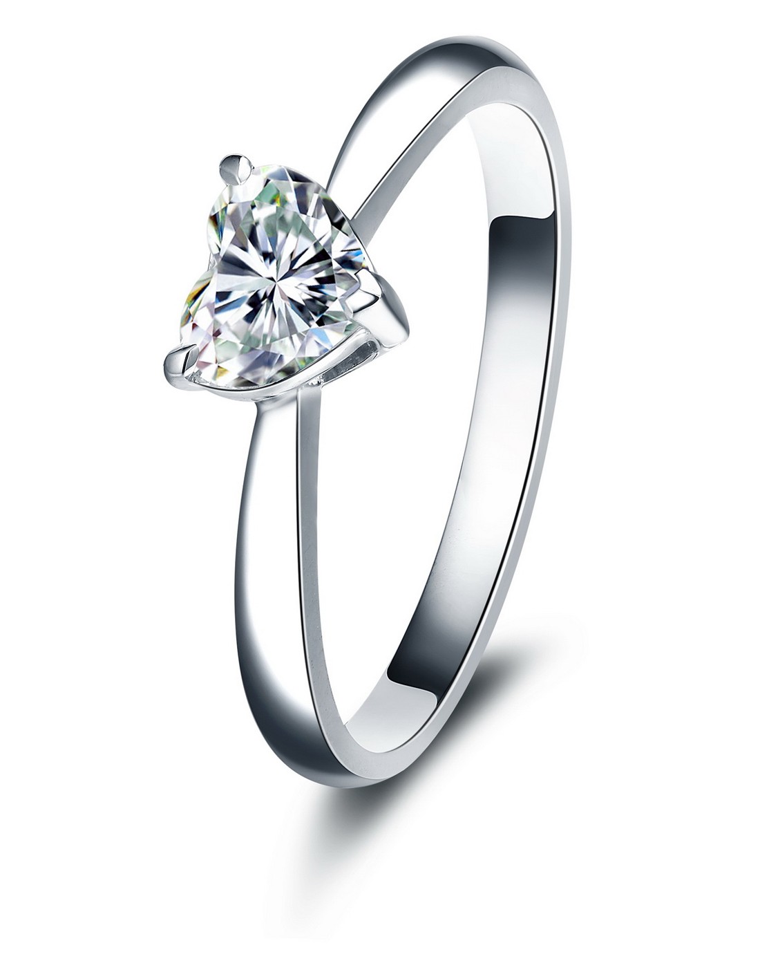 18k金50分h色三爪镶嵌心形钻戒 心爱