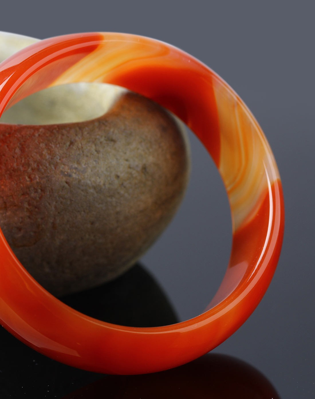 清仓有纹路2a级天然有纹路红玛瑙厚壁手镯62mm