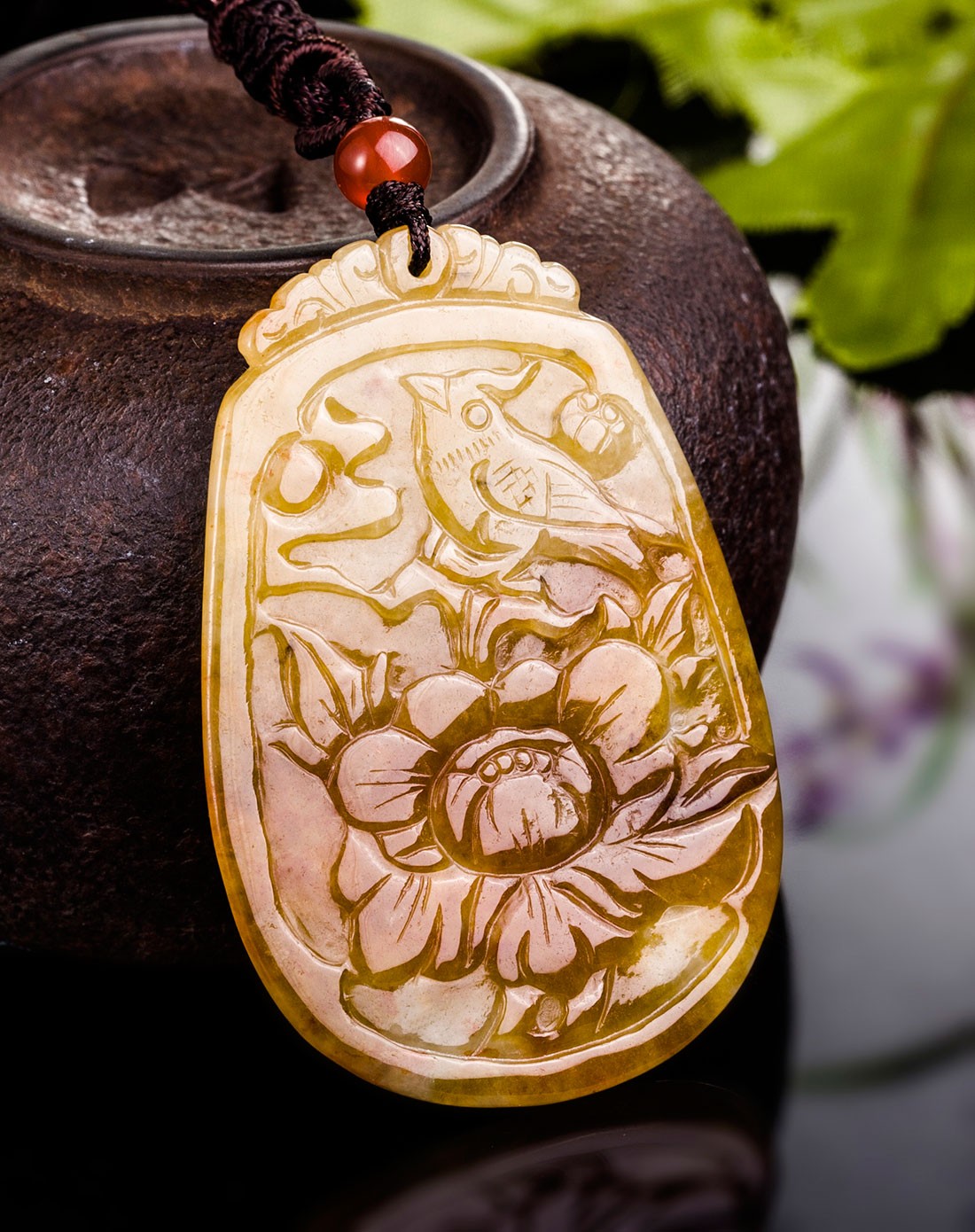 东方翡翠珠宝专场-天然黄翡花开富贵a货翡翠挂件(附国检证书)