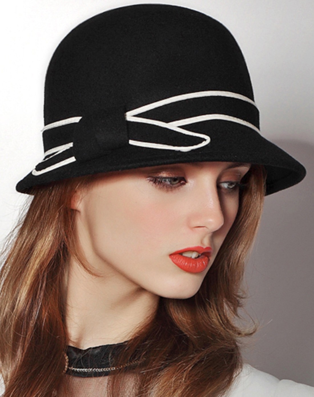 黑色圆顶蝴蝶结礼帽