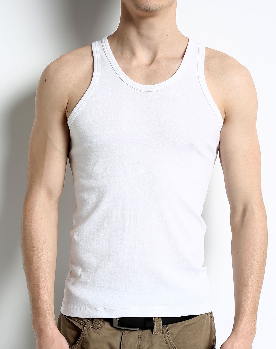 男款白色细针男士背心