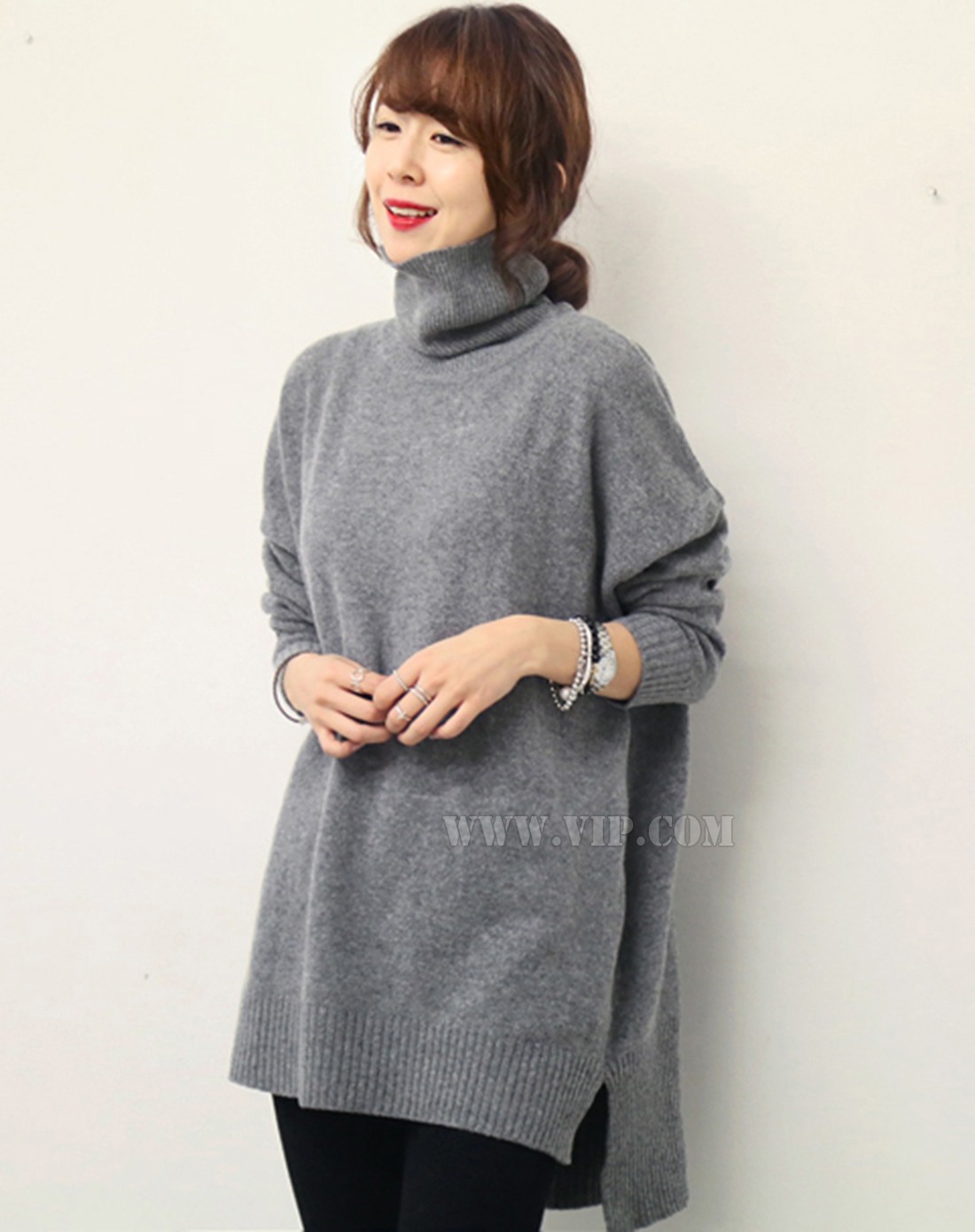 > 女士时尚宽松休闲高领针织毛衣