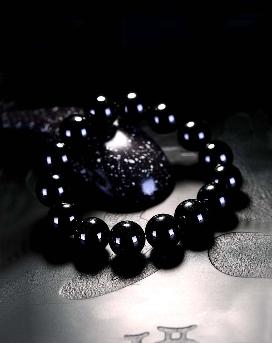 天然黑玛瑙手链