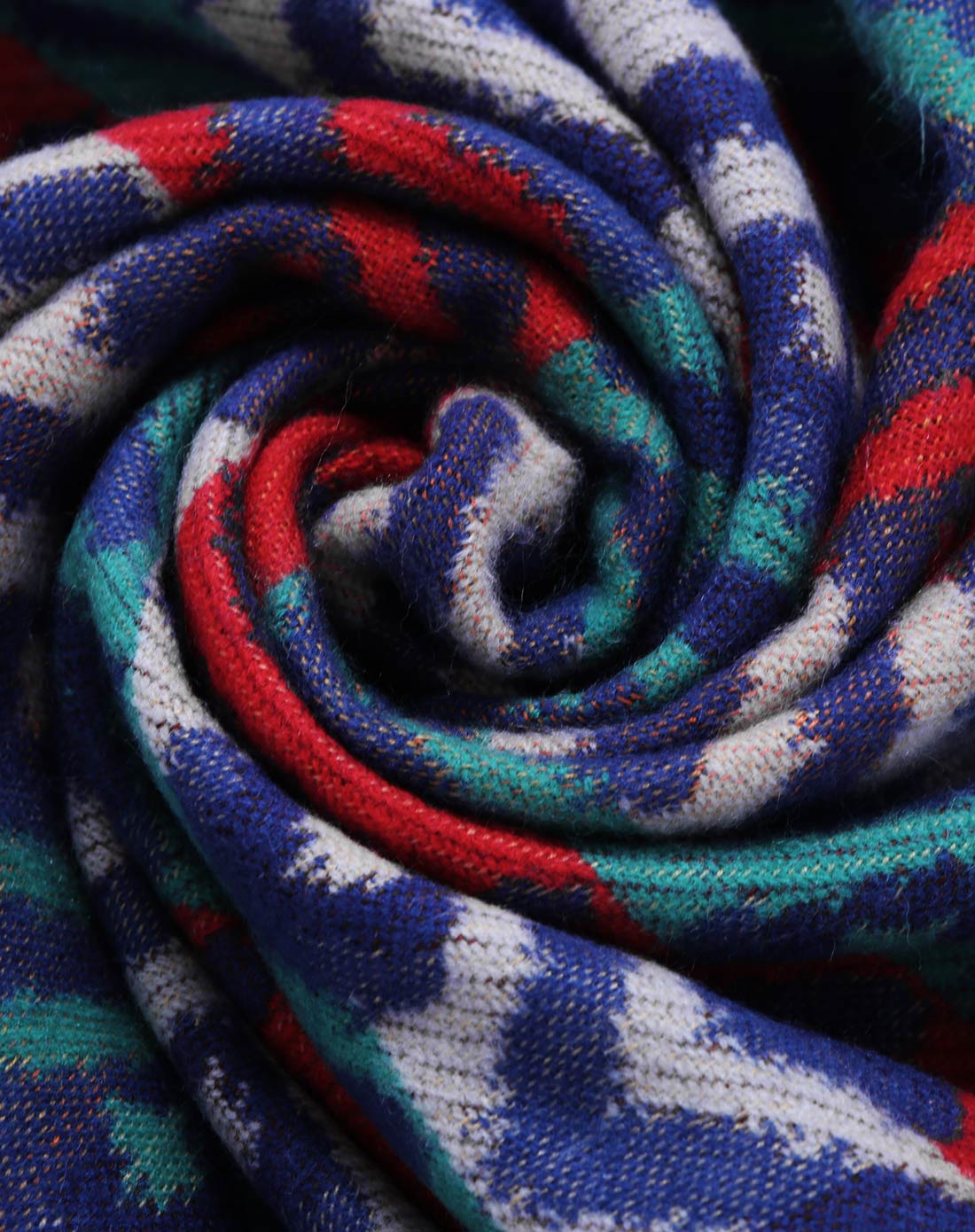 岁月如歌羊毛聚酯纤维保暖围巾披肩