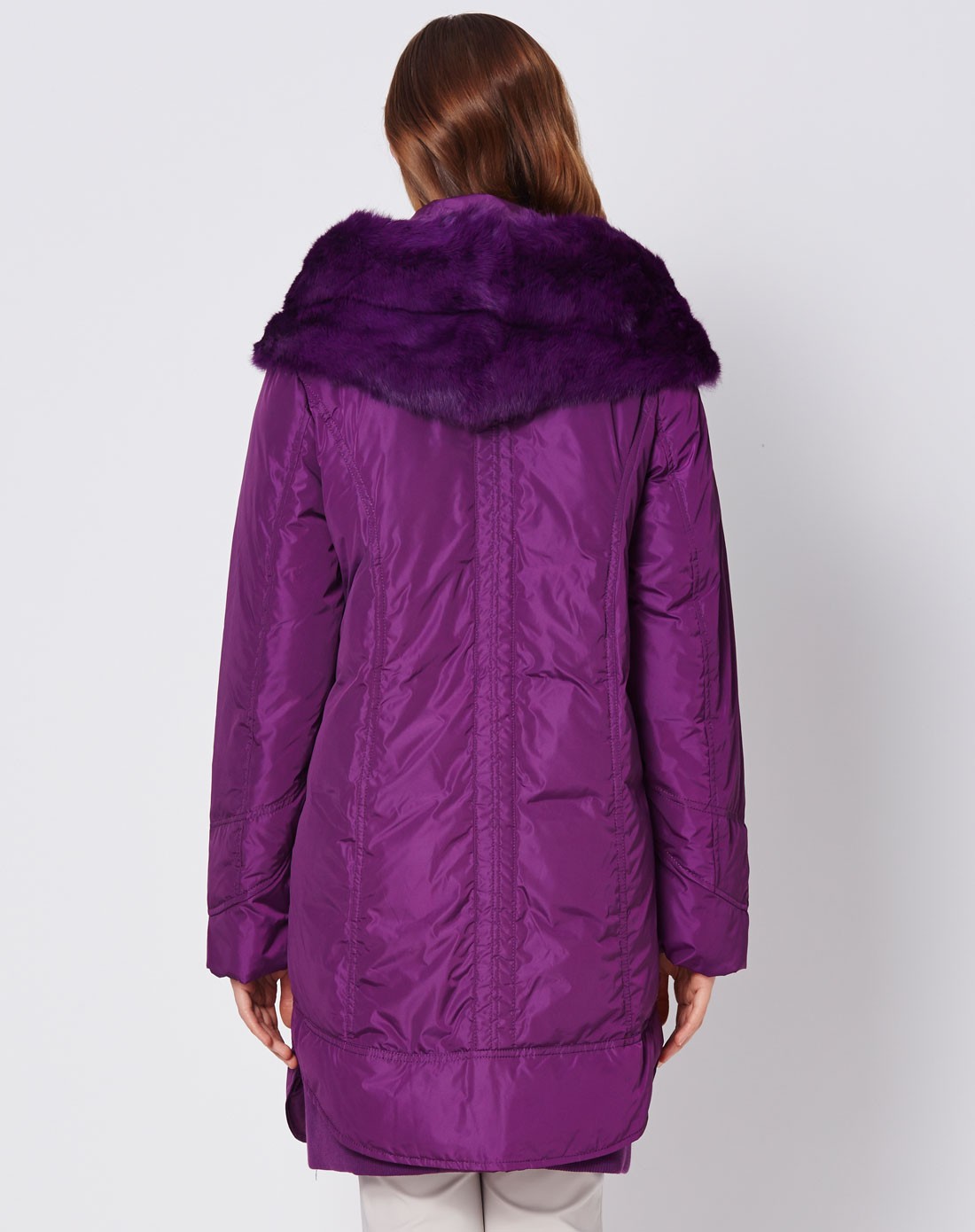紫色长款羽绒服