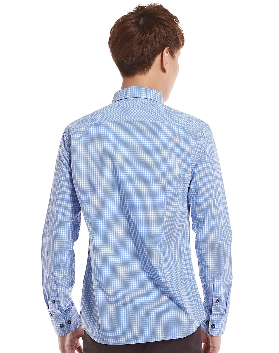 浅蓝色格子百搭长袖衬衫