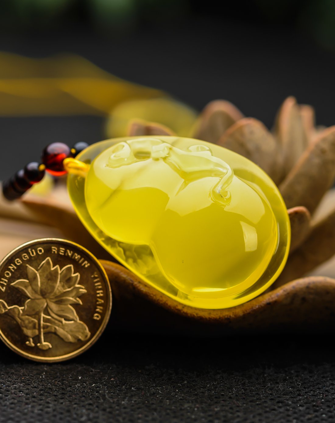 精品蜜蜡金葫芦项链 附证书