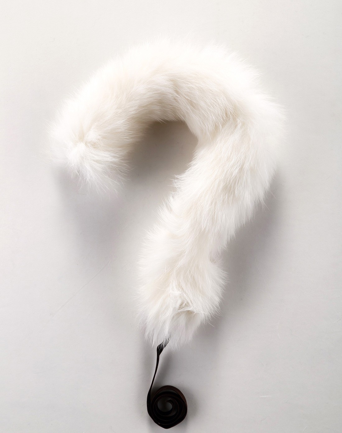 银狐白色狐狸毛围脖