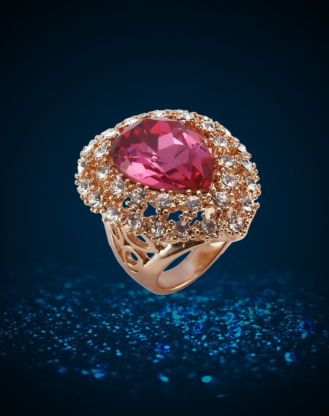 芭比派对系列古典璀璨水滴人造宝石戒指