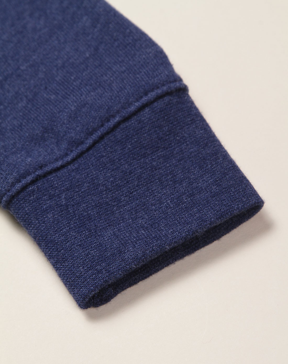 婴儿藏青色old navy爱心徽标连帽长袖卫衣