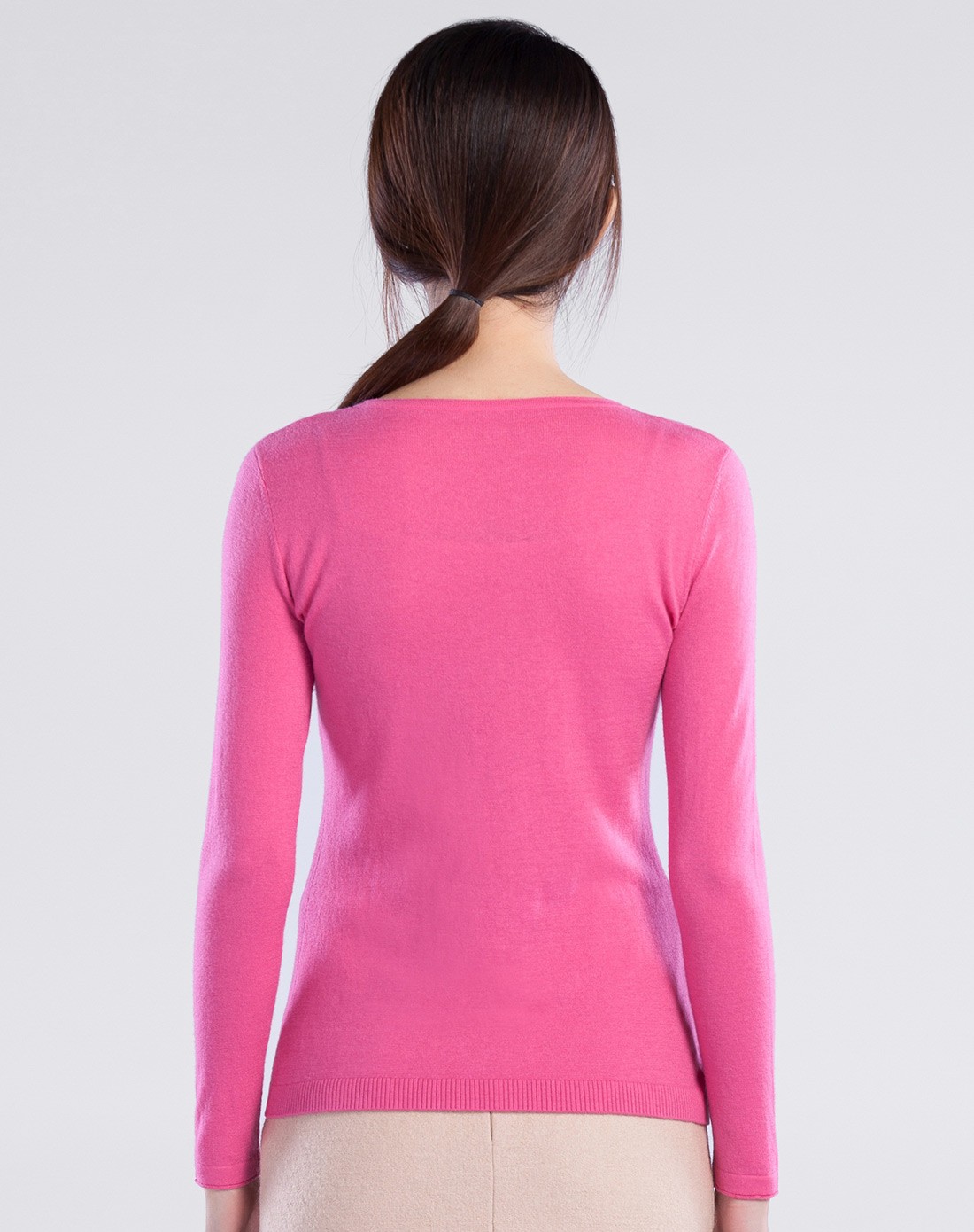 女士玫红色圆领精纺纯羊绒衫