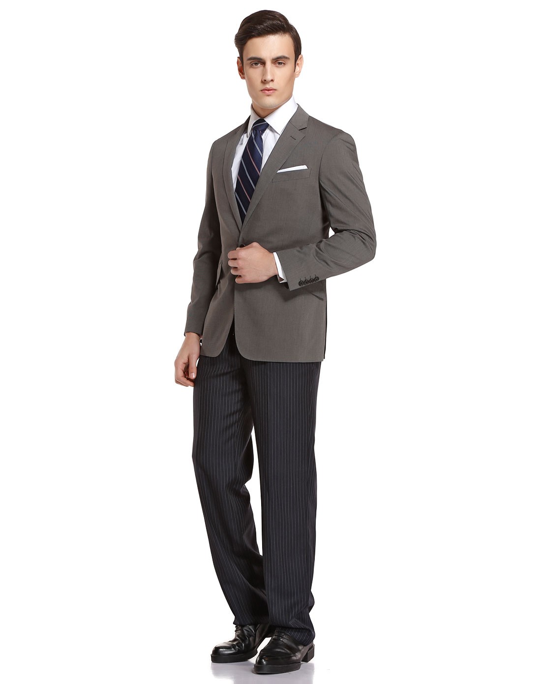 炭灰色百搭商务长袖西服