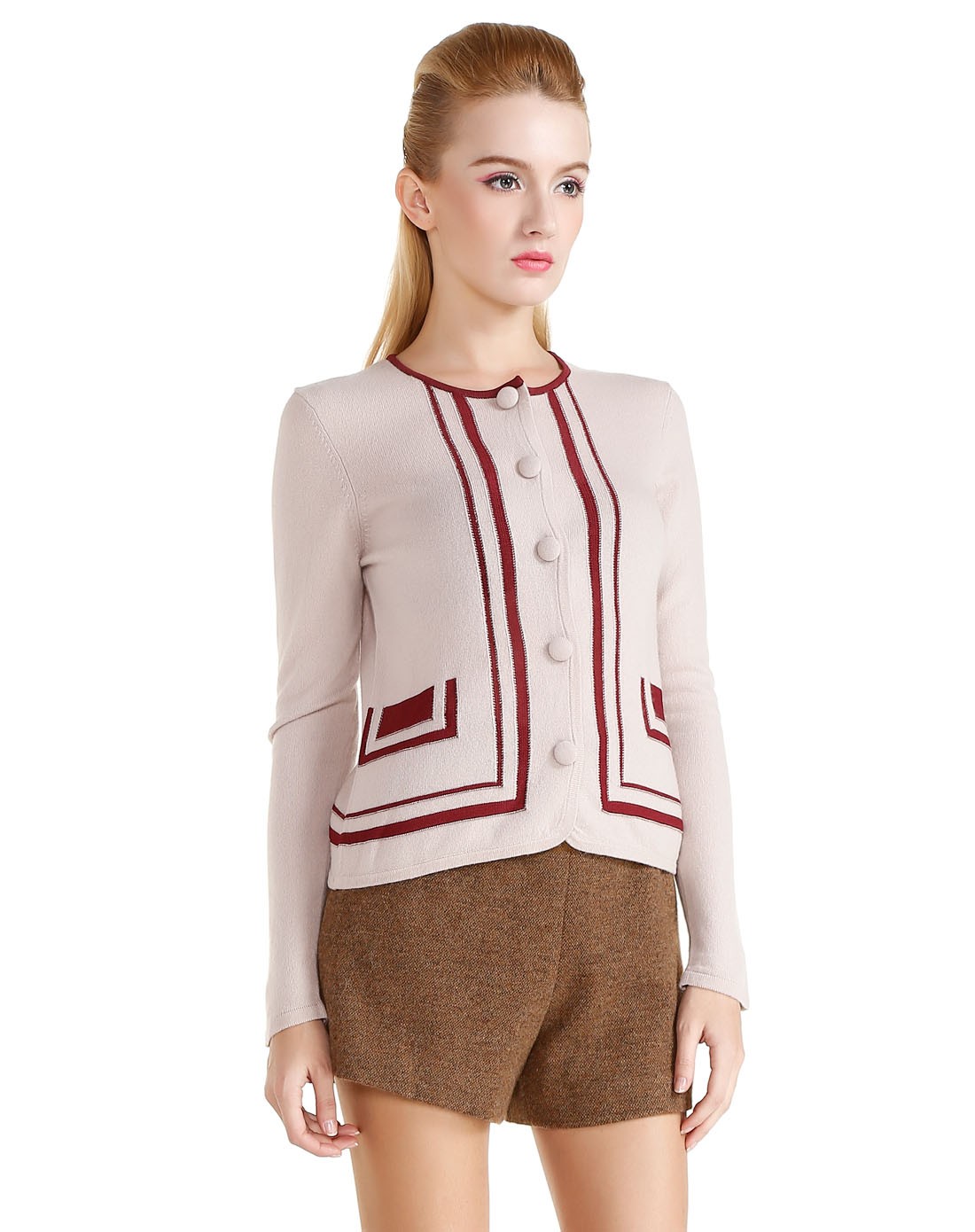 浅藕色圆领时尚长袖针织衫