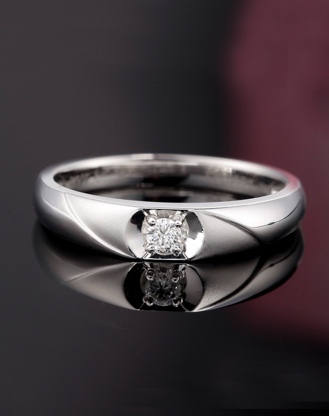 pt950铂金 大气男戒11分钻 简贵