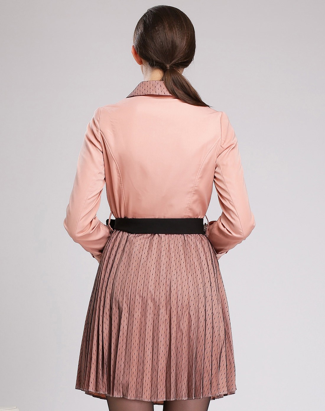 褐粉色长袖时尚优雅气质连衣裙