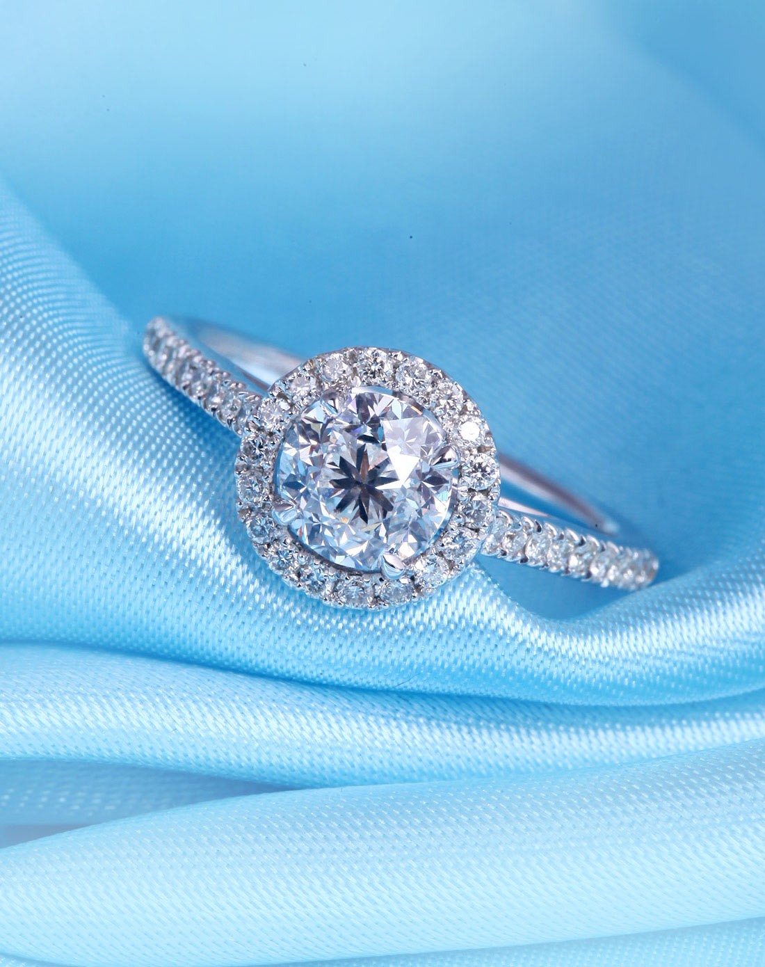 每克拉美珠宝专场-60分华贵群镶18k金钻石女戒-星际之恋