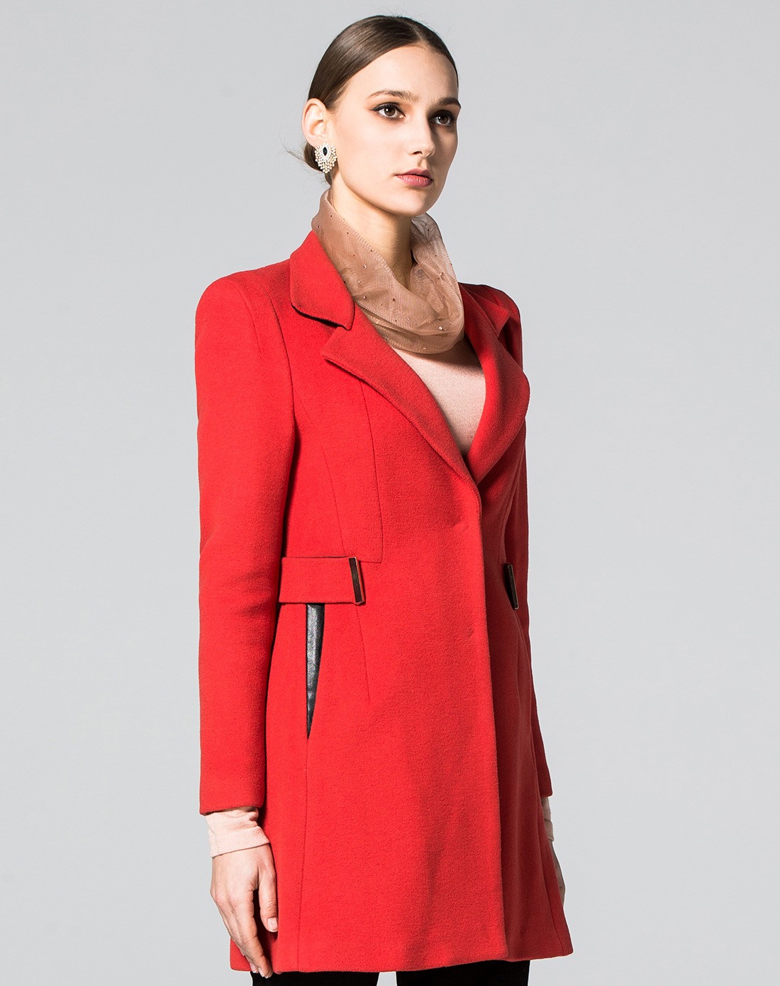 珊瑚红长款长袖羊毛大衣