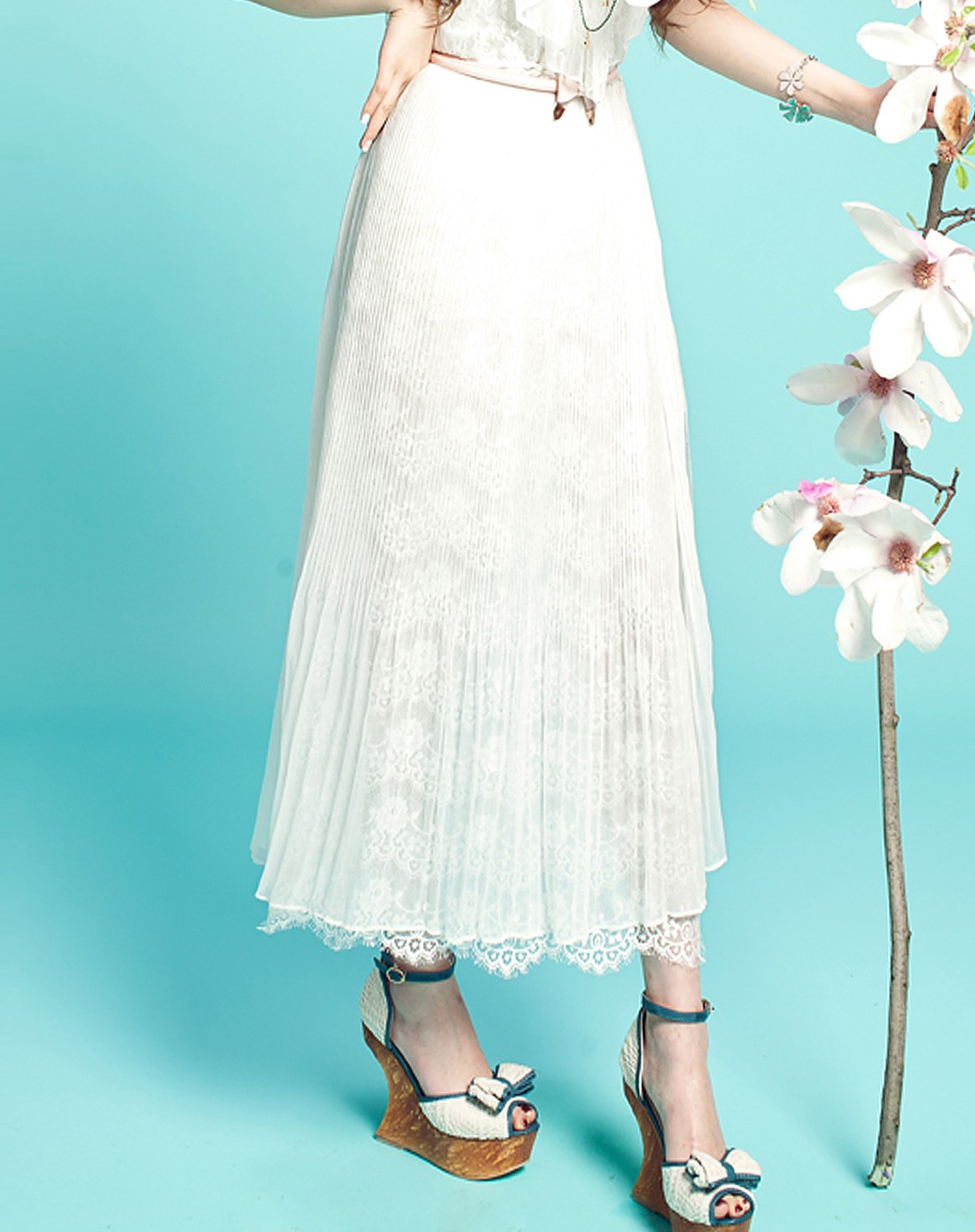 meyeeka白色 蕾丝半身裙