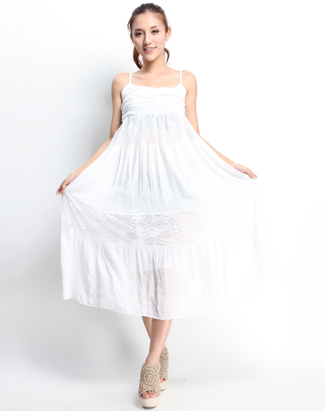 白色蕾丝拼接吊带连身裙