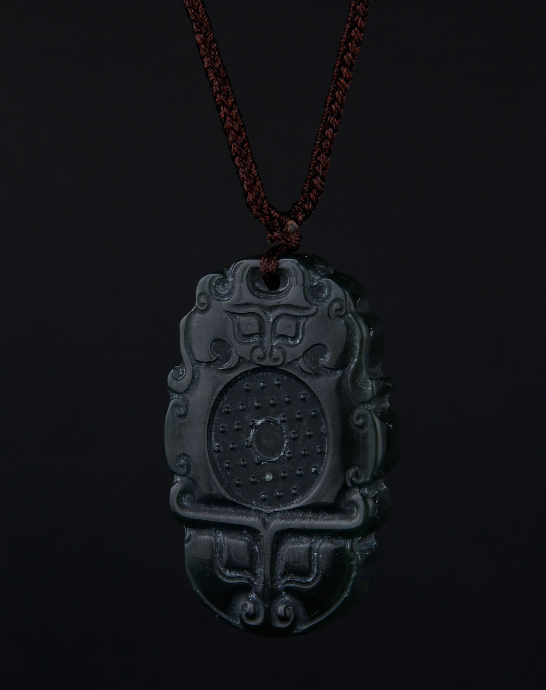 暗青绿色和田青玉仿古兽面牌