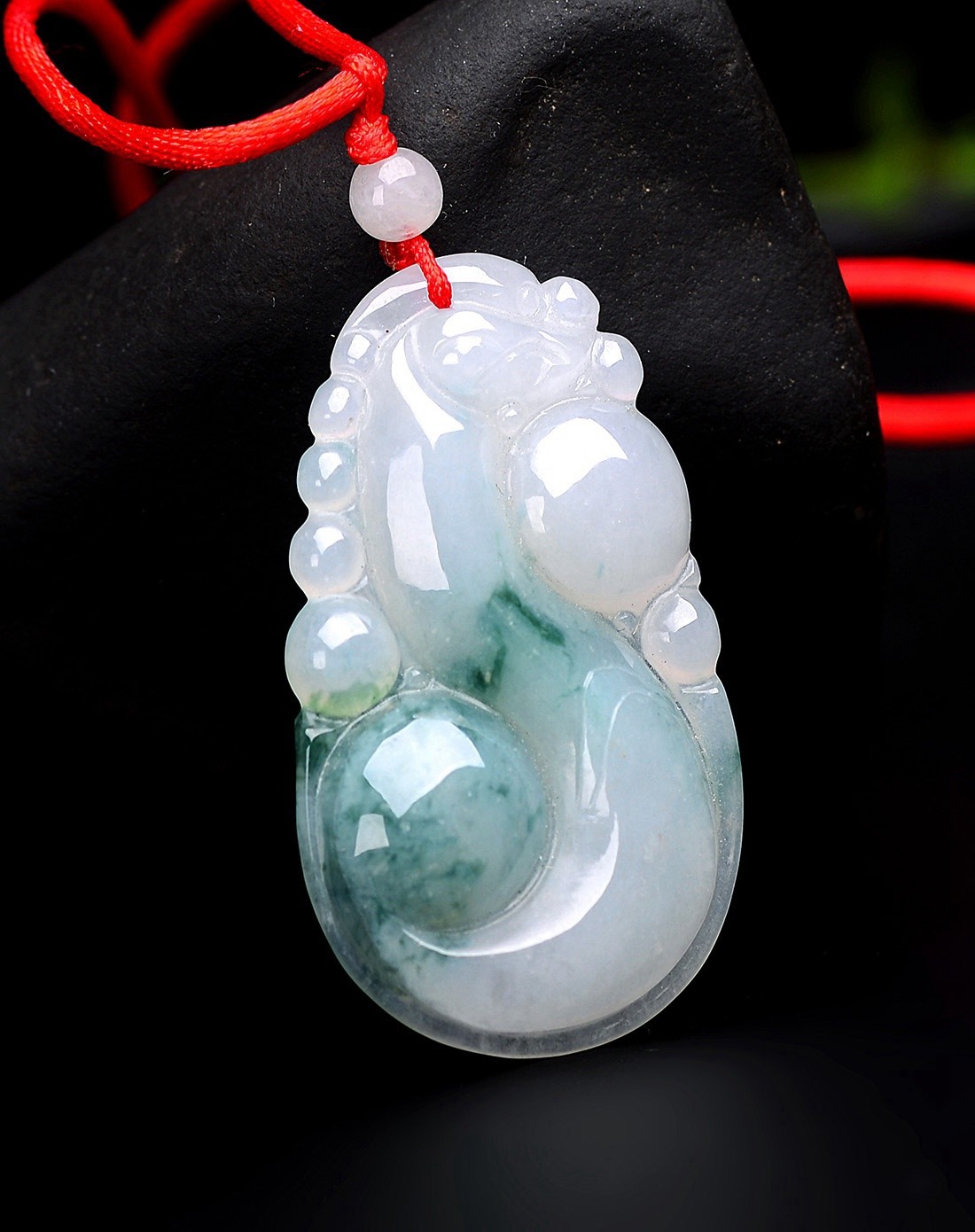 a货翡翠冰糯种飘蓝花饱满福在眼前吊坠