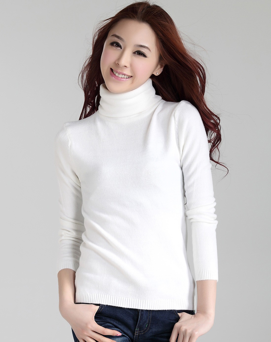 女款白色堆堆领打底衫