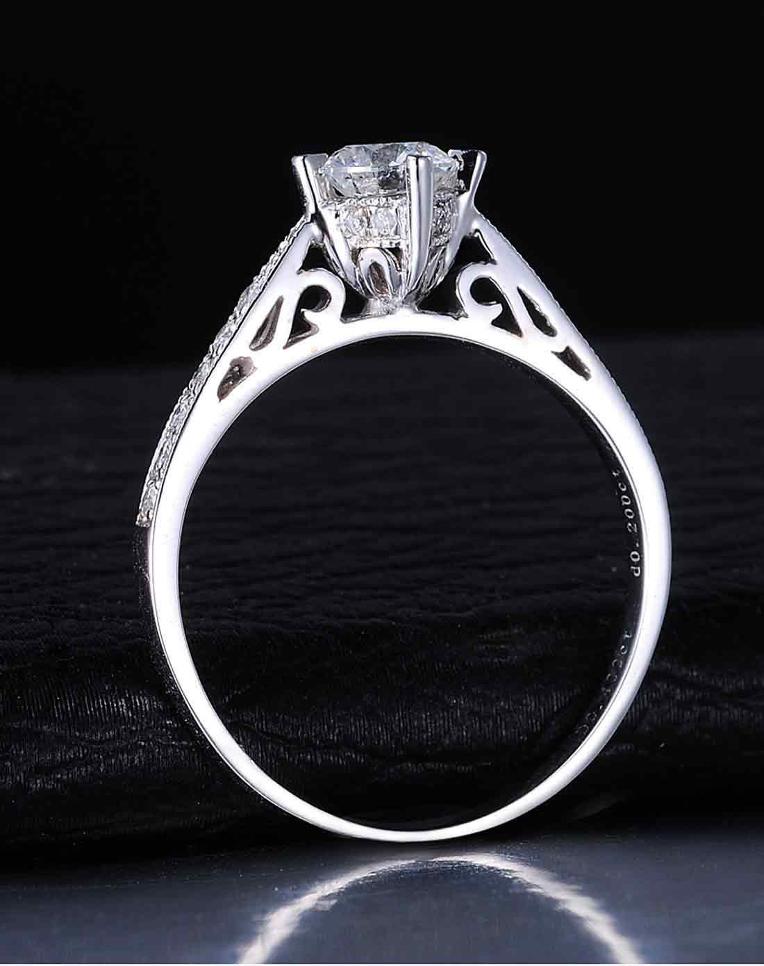 白18k金30分fg色钻石女戒指