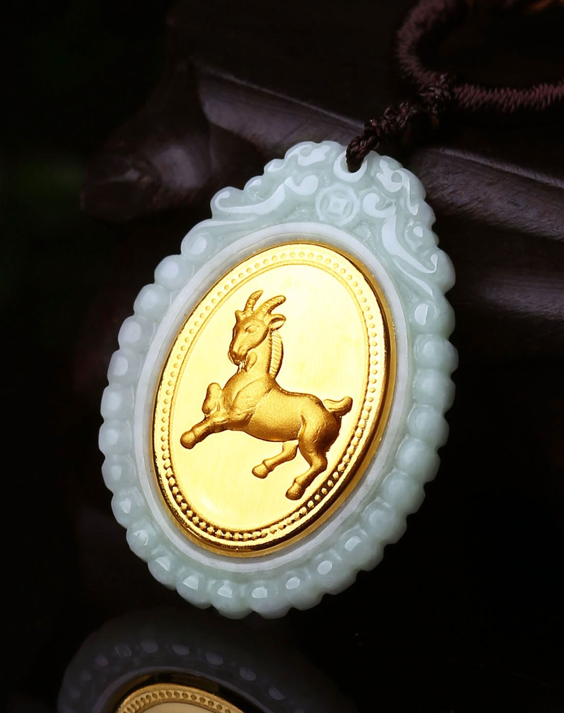 金色金镶玉吊坠生肖鼠附证书