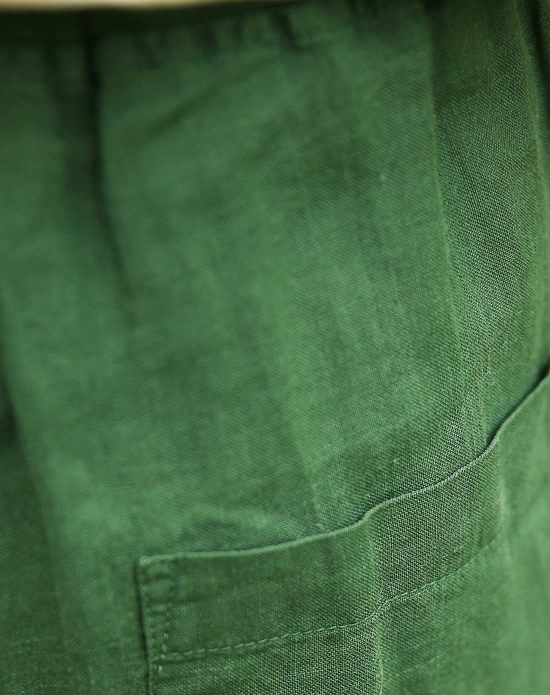 竹青绿《一道绿光》休闲裤