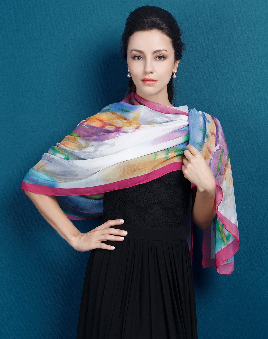 真丝喷绘花色长方形大丝巾