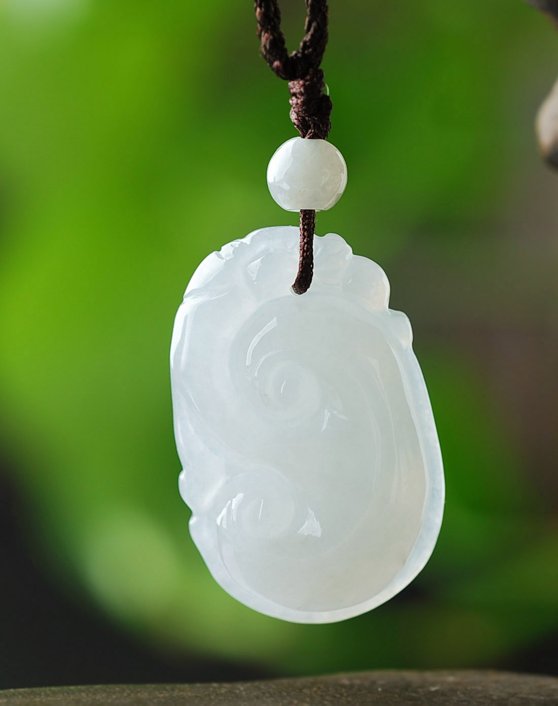 天然a货翡翠祥云瑞彩吊坠(附证书)