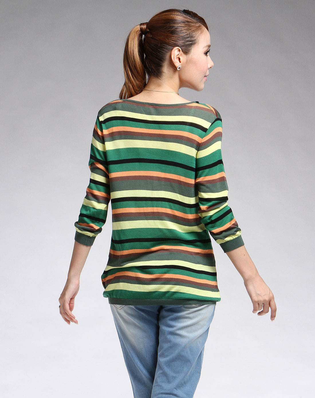 彩色条纹荡领七分袖针织衫